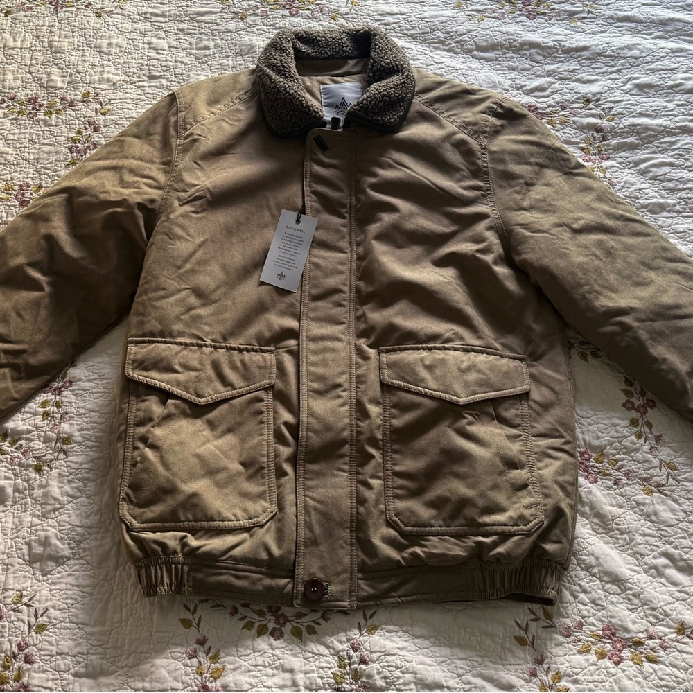 NWT Men’s Rainforest Jacket Sherpa Collar Medium